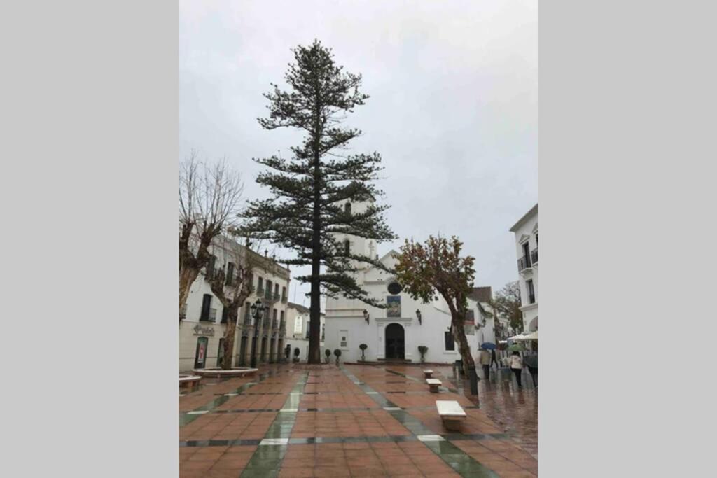 “Smile Nerja” Chic Apartment With Wifi, 4 Guests المظهر الخارجي الصورة