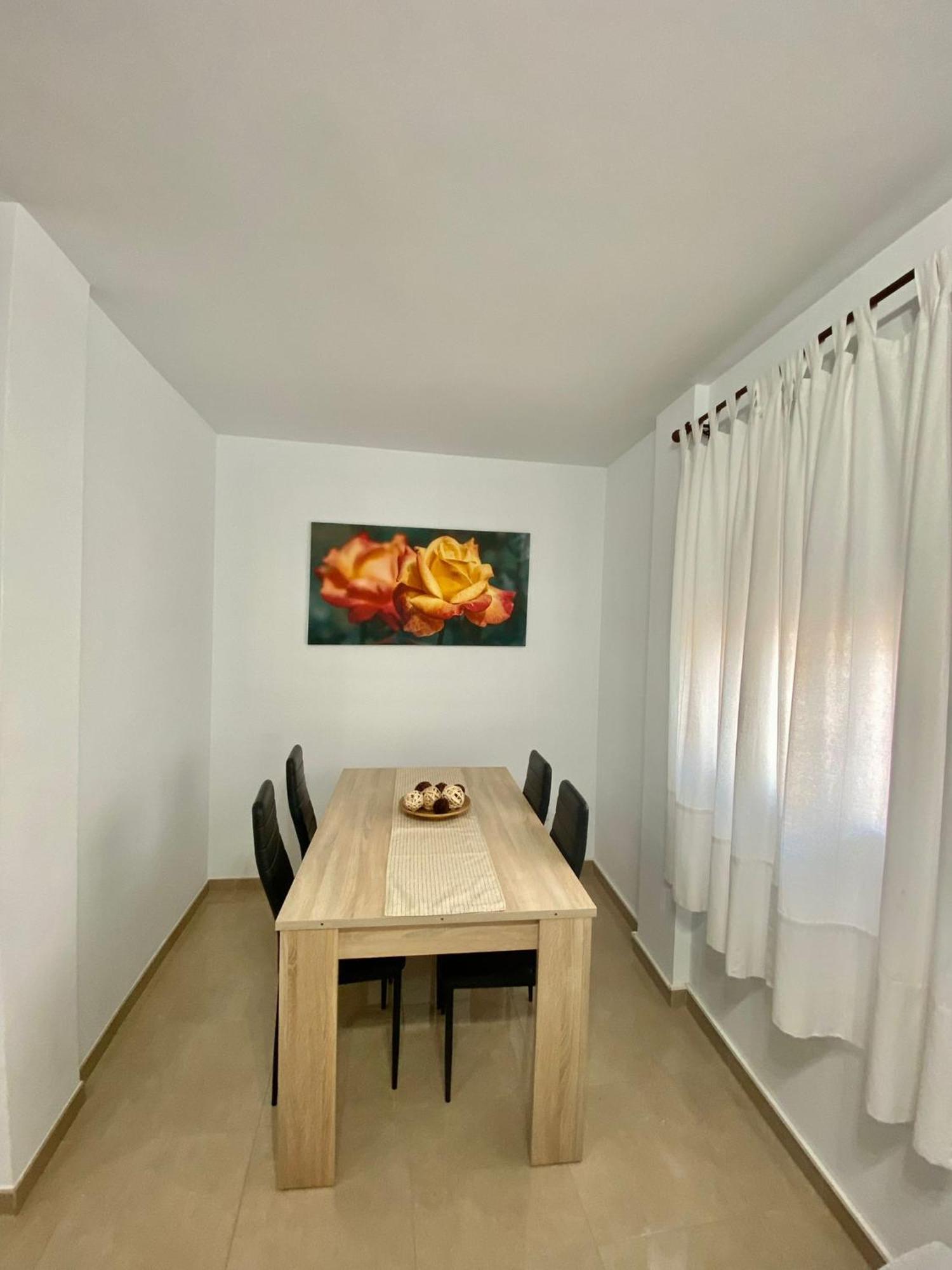“Smile Nerja” Chic Apartment With Wifi, 4 Guests المظهر الخارجي الصورة